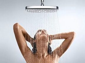 A zuhany segítségével olyan masszázst végezhet, amely növeli a mellbőséget
